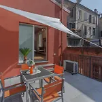 Guesthost - Casa Dell'archivolto Con Garage Lejlighed