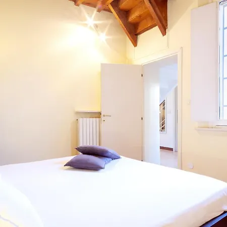 Casa Dell'archivolto Con Garage *