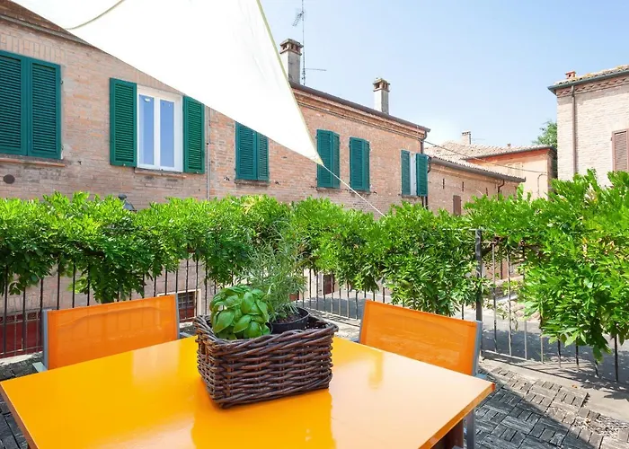 Guesthost - Casa Dell'archivolto Con Garage