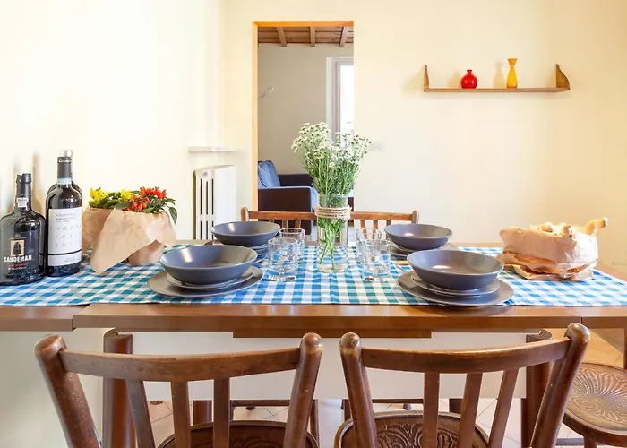 Guesthost - Casa Dell'archivolto Con Garage Appartement